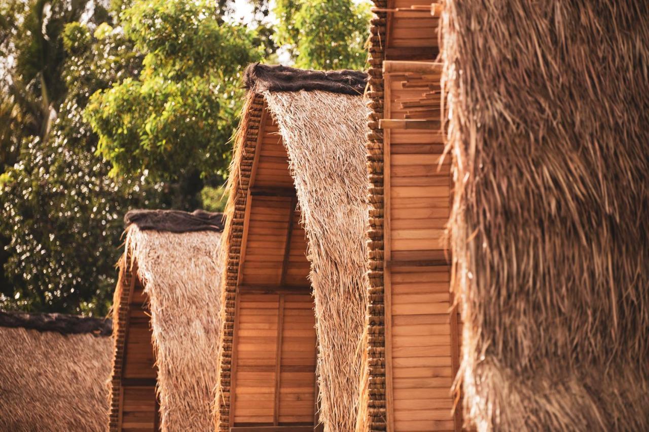 Majango Bungalows Kuta  Exterior photo